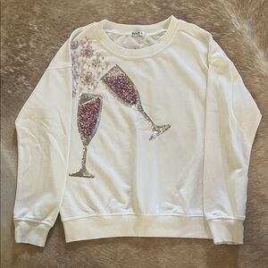 Chic Cream Sweatshirt with Pink and Silver Sequin Design
